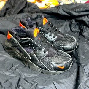 Huarache Nike size 5.5y